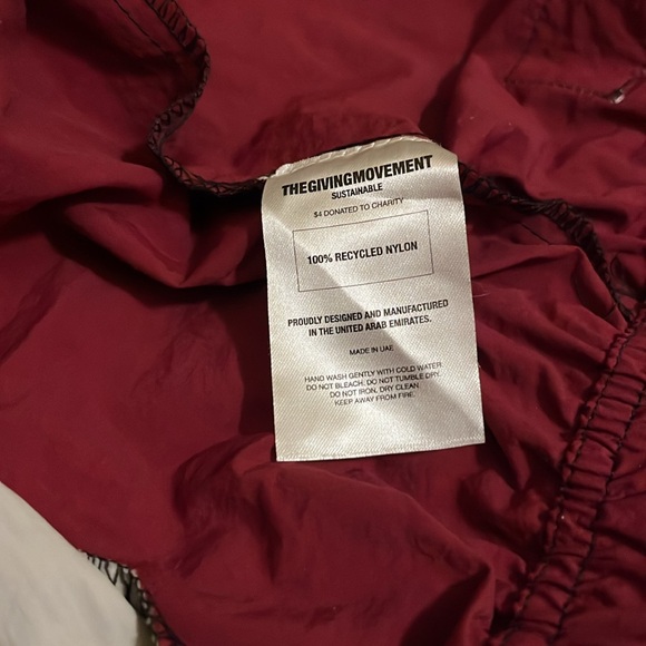 THE GIVING MOVEMENT| Colorblock Re-Shell100© Bomber Jacket - Picture 7 of 8